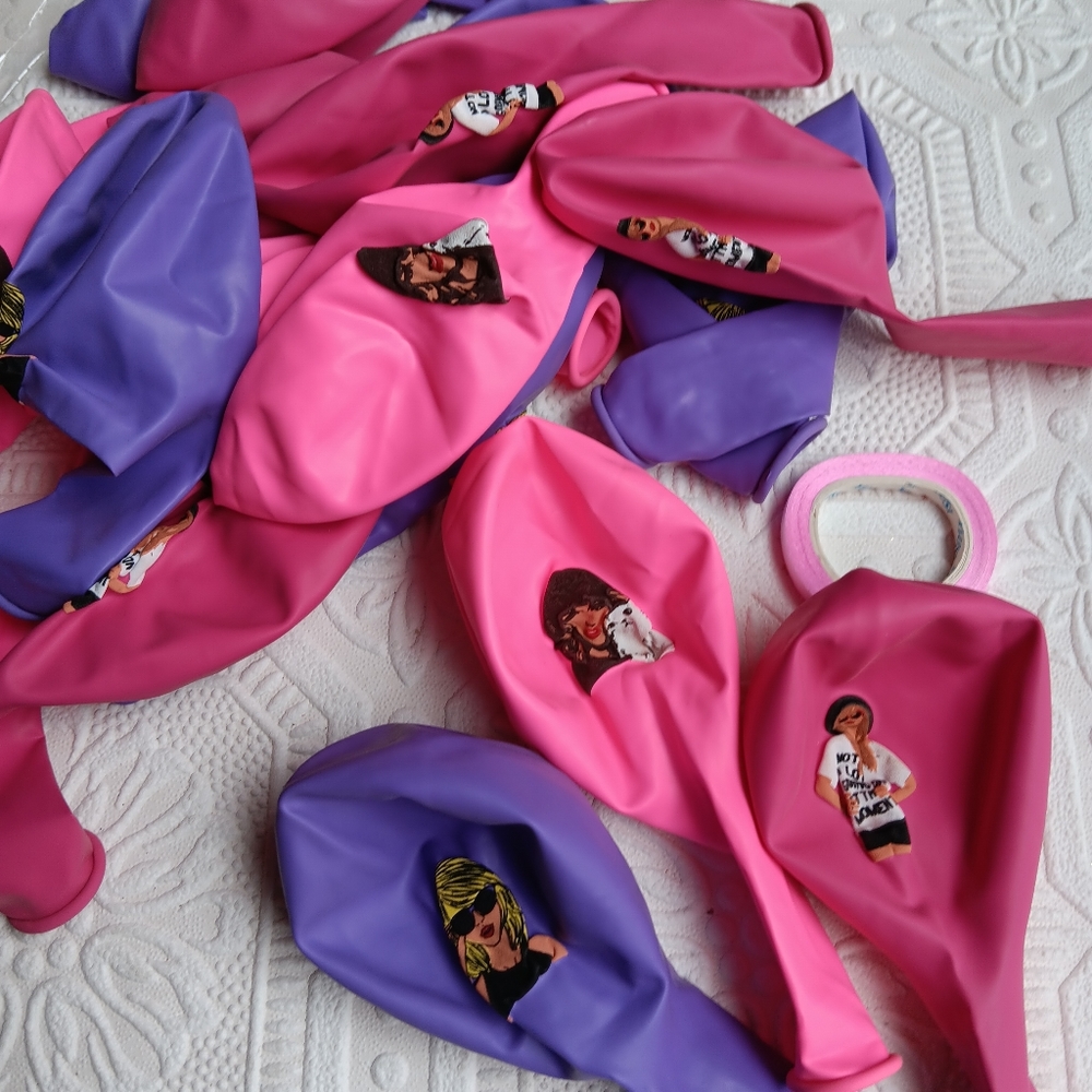 Taylor Swift Birthday Party Decoration Kit - Picture 12 of 17